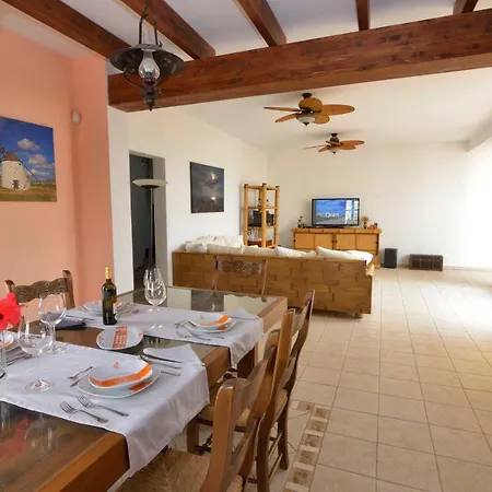 Holiday home Fuertemar