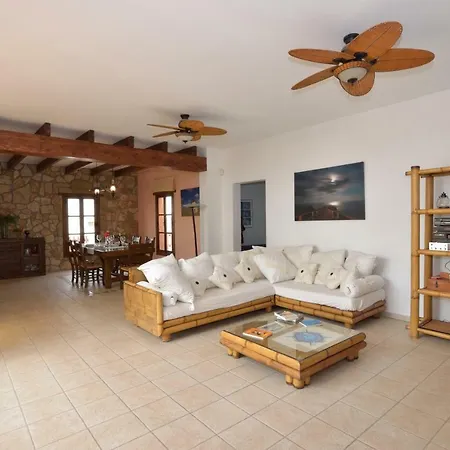 Holiday home Fuertemar Juan Gopar